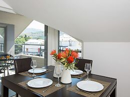 Topfloor Comfortable Luxury Apartment With Private Balcony,free Garage