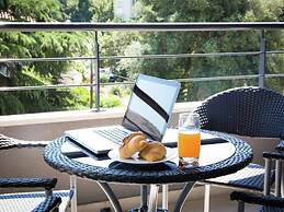 Topfloor Comfortable Luxury Apartment With Private Balcony,free Garage