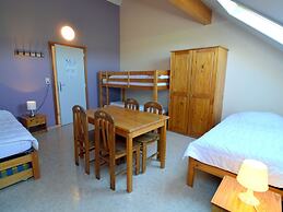 Spacious Holiday Home With Sauna in Rendeux