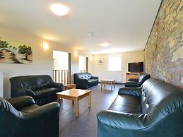 Spacious Holiday Home With Sauna in Rendeux