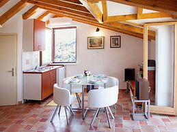 Apartment in Okrug Donji