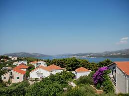 Apartment in Okrug Donji