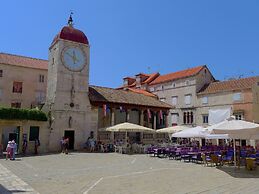 Apartment in Okrug Donji
