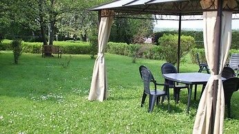 Holiday Home in Froidchapelle With Garden