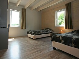 Luxurious Villa in Nadrin Belgium with Sauna & Hot Tub