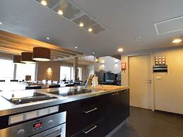 Luxurious Villa in Nadrin Belgium with Sauna & Hot Tub