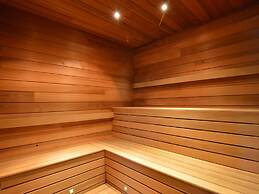 Luxurious Villa in Nadrin Belgium with Sauna & Hot Tub