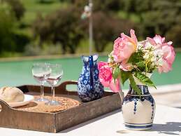 Country Farmhouse in Montemor-o-novo With Pool