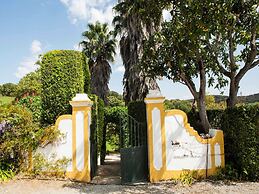 Country Farmhouse in Montemor-o-novo With Pool