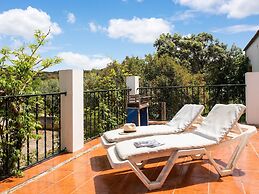 Country Farmhouse in Montemor-o-novo With Pool