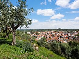 Country Farmhouse in Montemor-o-novo With Pool