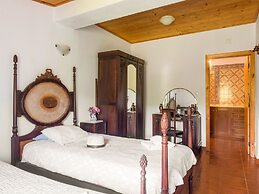 Country Farmhouse in Montemor-o-novo With Pool