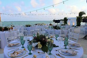 Alaia Belize, Autograph Collection