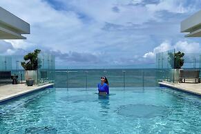 Alaia Belize, Autograph Collection