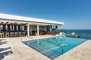 Alaia Belize, Autograph Collection