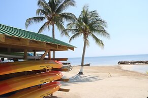 Alaia Belize, Autograph Collection