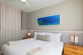 Alaia Belize, Autograph Collection