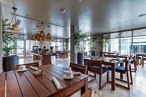 Alaia Belize, Autograph Collection