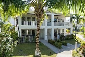 Alaia Belize, Autograph Collection