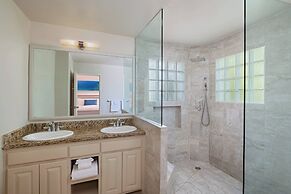 Alaia Belize, Autograph Collection