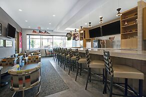 TownePlace Suites by Marriott Phoenix Glendale Sports & Entertainment