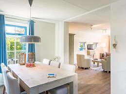 Cozy Holiday Home in De Koog With Swimming Pool