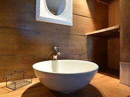 Beautiful Cottage in Malempre With Fenced Garden