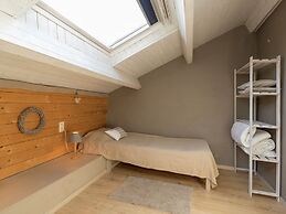 Beautiful Cottage in Malempre With Fenced Garden