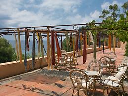 Belvilla by OYO Mandorlo