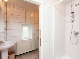 Quaint Holiday Home With Fenced Garden in Manhay