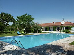Holiday Home in Montemor-o-novo With Pool