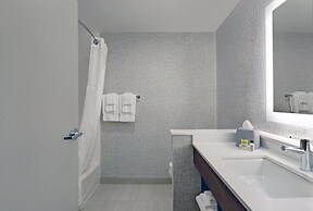 Holiday Inn Express & Suites Port Elgin by IHG