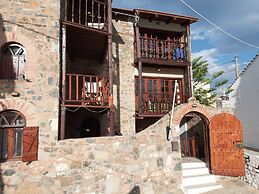 Traditional Apartment in Elounda