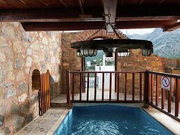 Traditional Apartment in Elounda