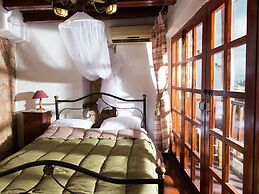 Traditional Apartment in Elounda