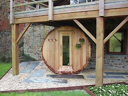 Spacious Holiday Home in Rendeux With Sauna