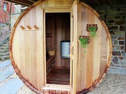 Spacious Holiday Home in Rendeux With Sauna