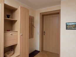 Apartment With Swimming Pool in Pockau