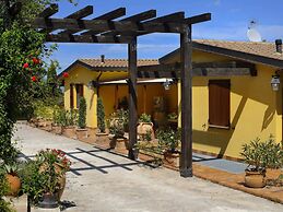 Belvilla by OYO Country House With Swimming Pool