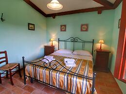 Belvilla by OYO Country House With Swimming Pool