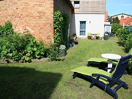 Stylish Apartment With Garden in Klutz
