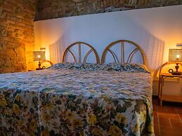 With Pool and air Conditioning