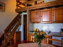 With Pool and air Conditioning