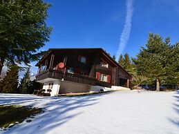 Relaxing Holiday Home in Deilingen With Terrace