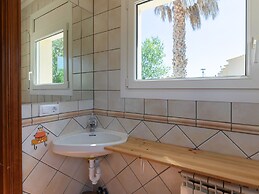 Delux Villa in Vilacolum With Swimming Pool