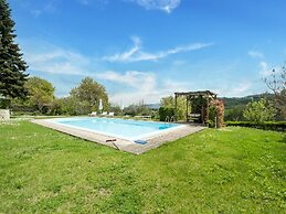 Belvilla by OYO Farmhouse in Citta' di Castello