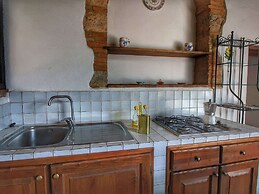 Belvilla by OYO Fienile