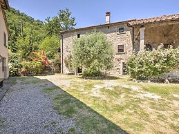 Comfortable Home in San Godenzo near Lake