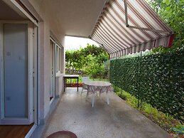 Charming Apartment in Vantacici Amid the Sea