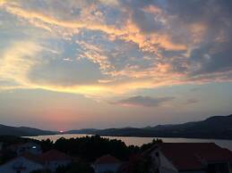 Apartment in Okrug Donji for 4 Person